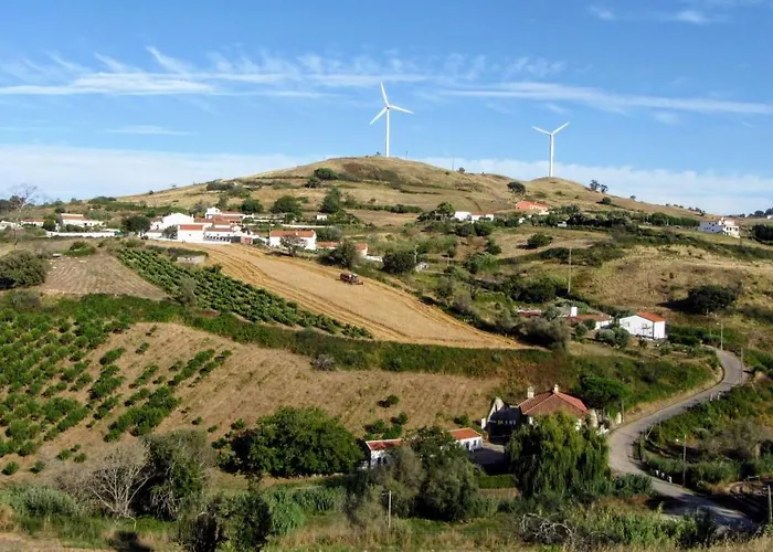Casa Da Caroleira * Pacos (Lisbon)