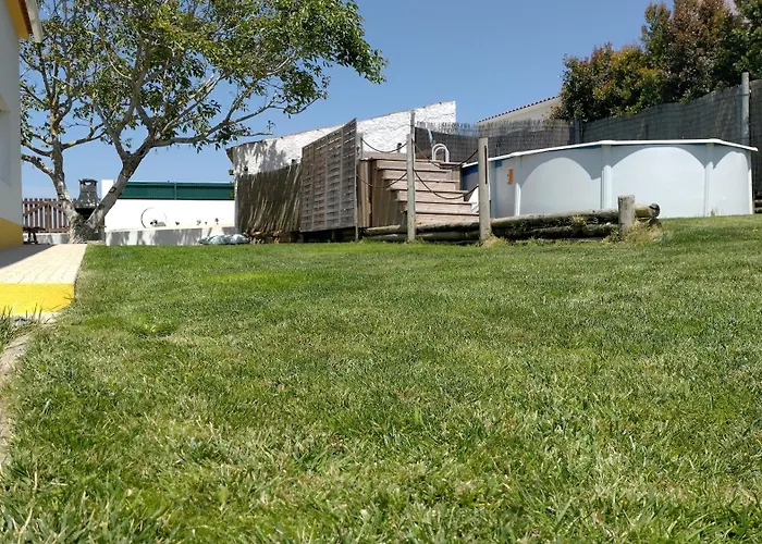 Casa Da Caroleira Pacos (Lisbon)